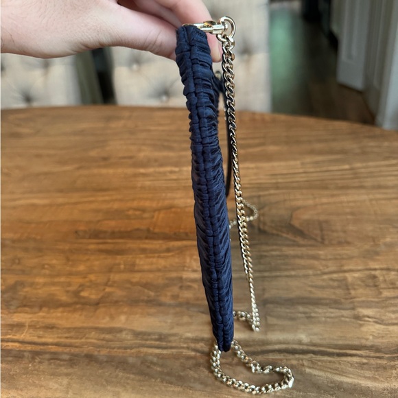 Max&Co Max Mara Navy Blue Ruffle Gold Chain Crossbody Clutch Bag New - Picture 4 of 8